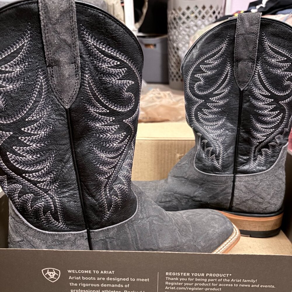 Mens ARIAT boots